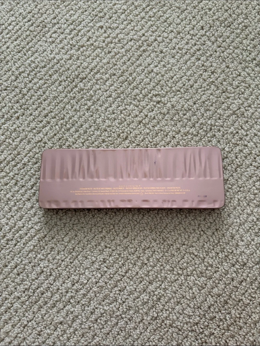 Urban Decay Naked3 Rose-Toned Eyeshadow Palette